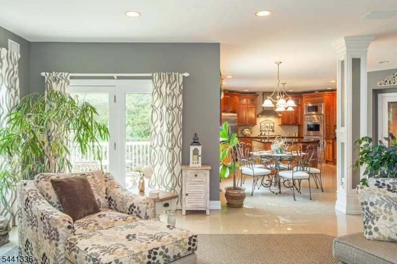 Unit for sale at 103 Passaic Valley Rd, Montville Twp., NJ 07045-9359
