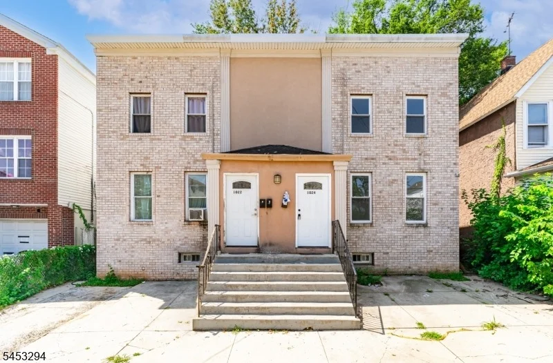 Unit for sale at 1024 Laura St, Elizabeth City, NJ 07201-1506