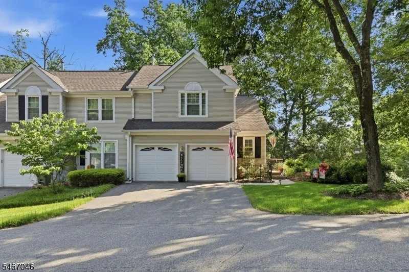 Unit for sale at 2 Rainier Ct, Allamuchy Twp., NJ 07840-2800