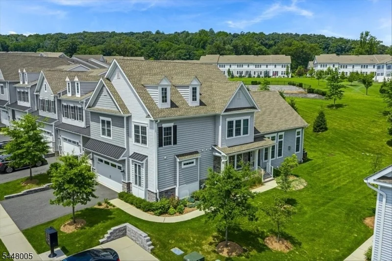 Unit for sale at 20 Juniper Ct, Cedar Grove Twp., NJ 07009-2316