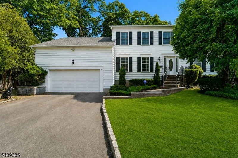 Unit for sale at 62 Parkway, Rochelle Park Twp., NJ 07662-4204