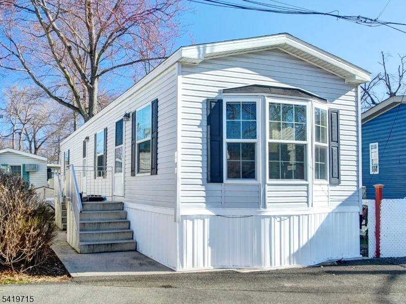 Unit for sale at 17 E 6th Street, Moonachie Boro, NJ 07074-1843