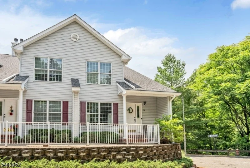 Unit for sale at 94 Heather Ln, Wyckoff Twp., NJ 07481-2029