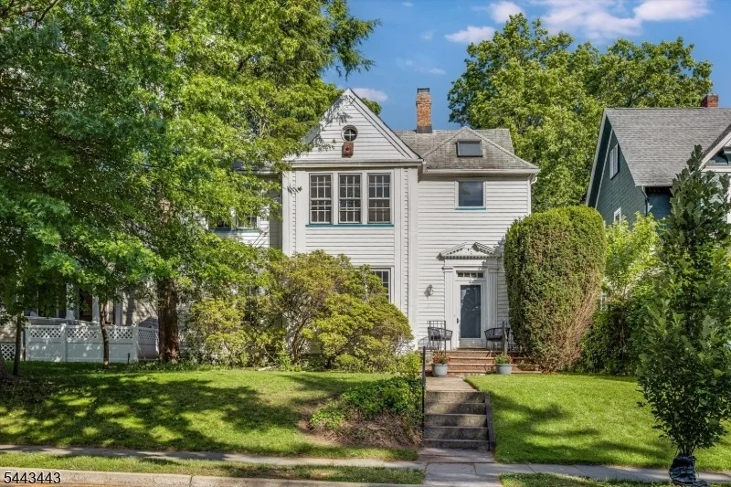Unit for sale at 305 Mortimer Ave, Rutherford Boro, NJ 07070-2255