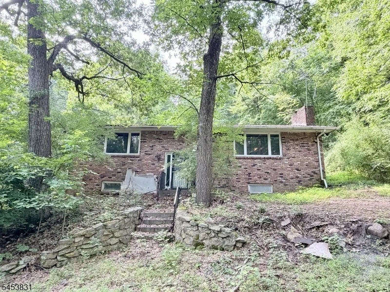 Unit for sale at 19 Quenby Mountain Rd, Liberty Twp., NJ 07838-2204
