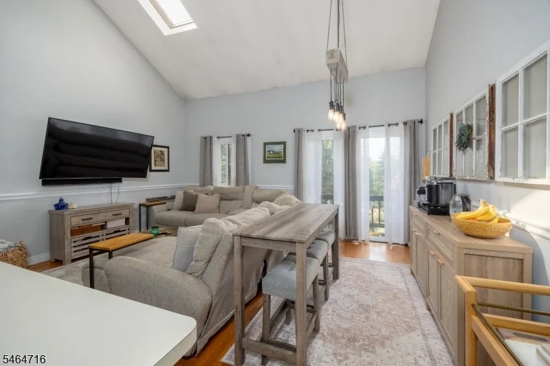 Unit for sale at 7 Sugar Loaf Ct, Vernon Twp., NJ 07462-5557