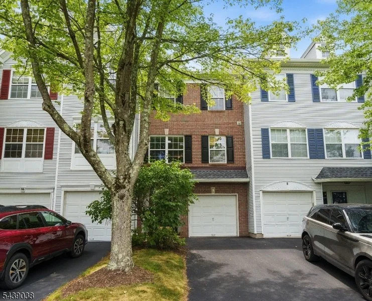 Unit for sale at 9 Knox Ct., Bernards Twp., NJ 07920-2950