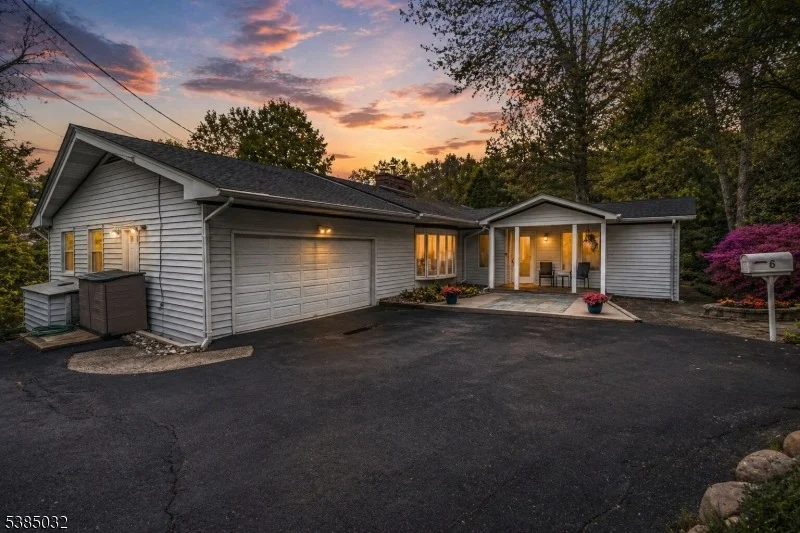 Unit for sale at 6 Seabert Ln, Kinnelon Boro, NJ 07405-2507
