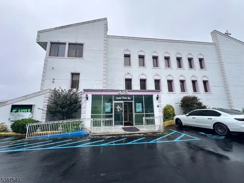 Unit for sale at 425 S Jefferson St, City Of Orange Twp., NJ 07050