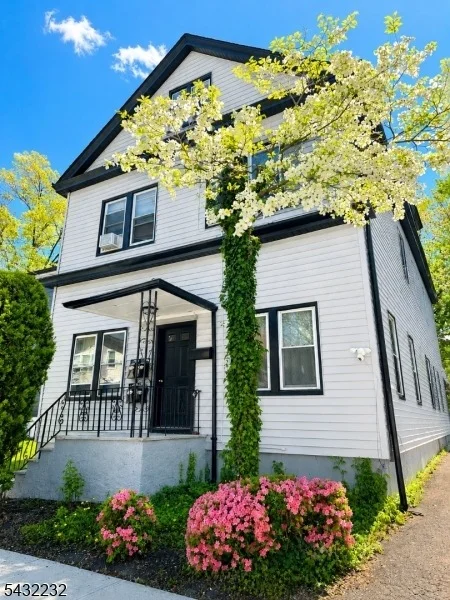 Unit for sale at 9 Lombardy Pl, Maplewood Twp., NJ 07040-3242