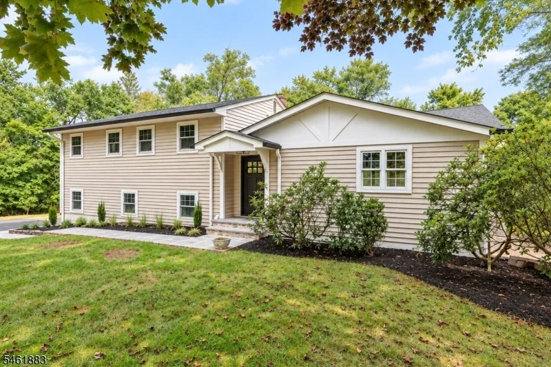Unit for sale at 157 Circle Dr, Long Hill Twp., NJ 07946-1707
