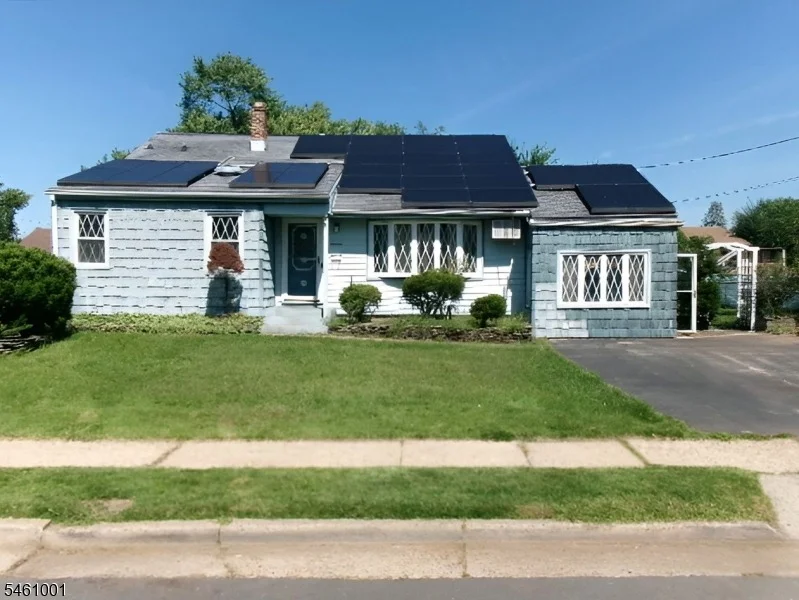 Unit for sale at 13 Carmello Dr, Edison Twp., NJ 08817-3025
