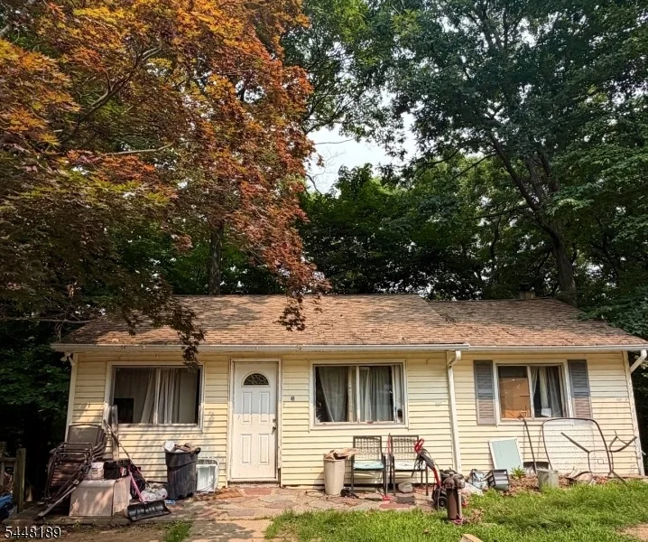 Unit for sale at 48 Skidmore Trl, Hopatcong Boro, NJ 07843-1736