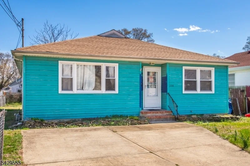 Unit for sale at 128 Highland Blvd, Keansburg Boro, NJ 07734-1154