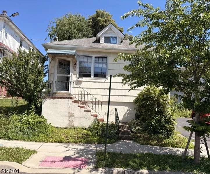 Unit for sale at 33 Butler St, Clifton City, NJ 07011-2803