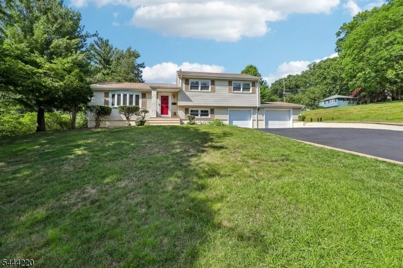 Unit for sale at 54 Mountainview Dr, Cedar Grove Twp., NJ 07009-2012