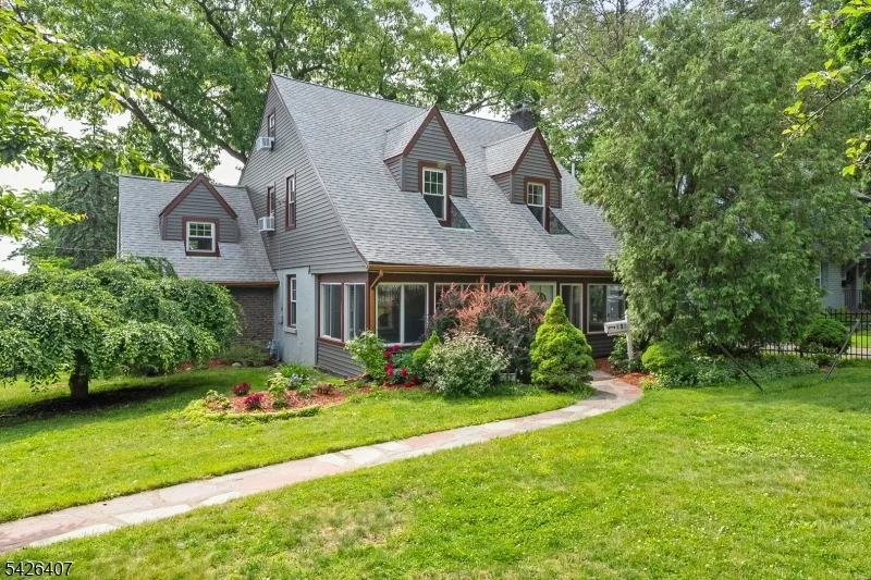 Unit for sale at 192 Gregory Ave, West Orange Twp., NJ 07052-4530