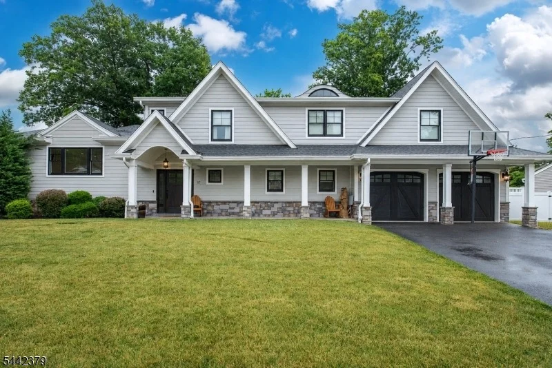 Unit for sale at 57 Coventry Rd, Wayne Twp., NJ 07470-4184