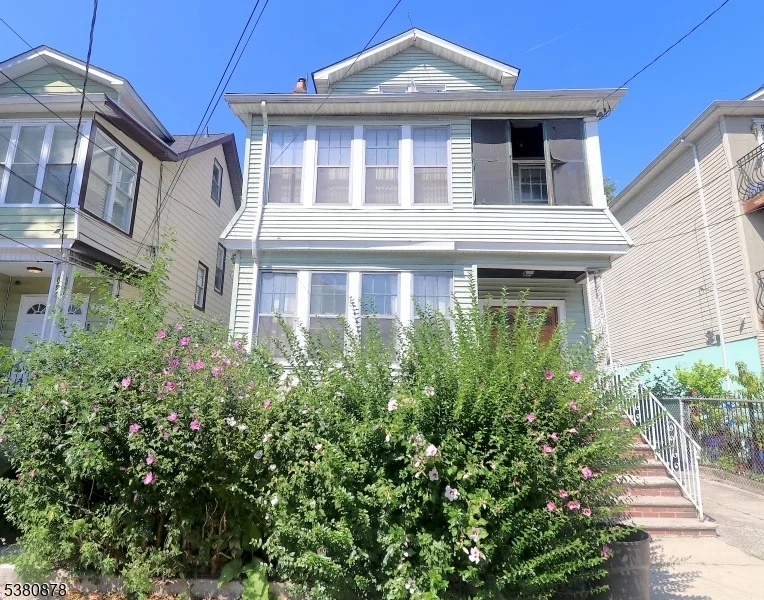 Unit for sale at 123 Columbia Ave, Newark City, NJ 07106