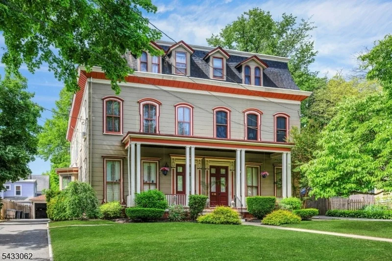 Unit for sale at 118 Linden Ave Unit 3, Bloomfield Twp., NJ 07003-2395