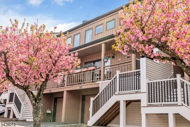 Unit for sale at 1253 Stephanie Dr, North Caldwell Boro, NJ 07006-4583