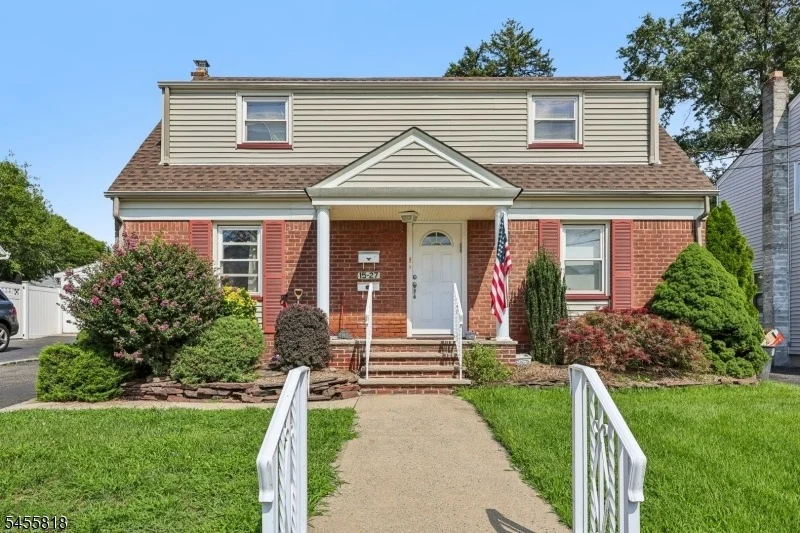 Unit for sale at 15 Parmelee Ave, Fair Lawn Boro, NJ 07410-1914