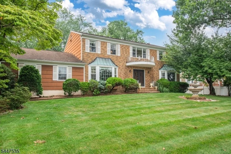 Unit for sale at 21 Bates Dr, Fairfield Twp., NJ 07004-1408