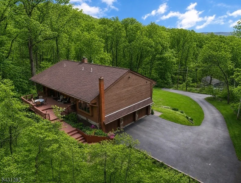Unit for sale at 7 Sheba Dr, Vernon Twp., NJ 07461-4829