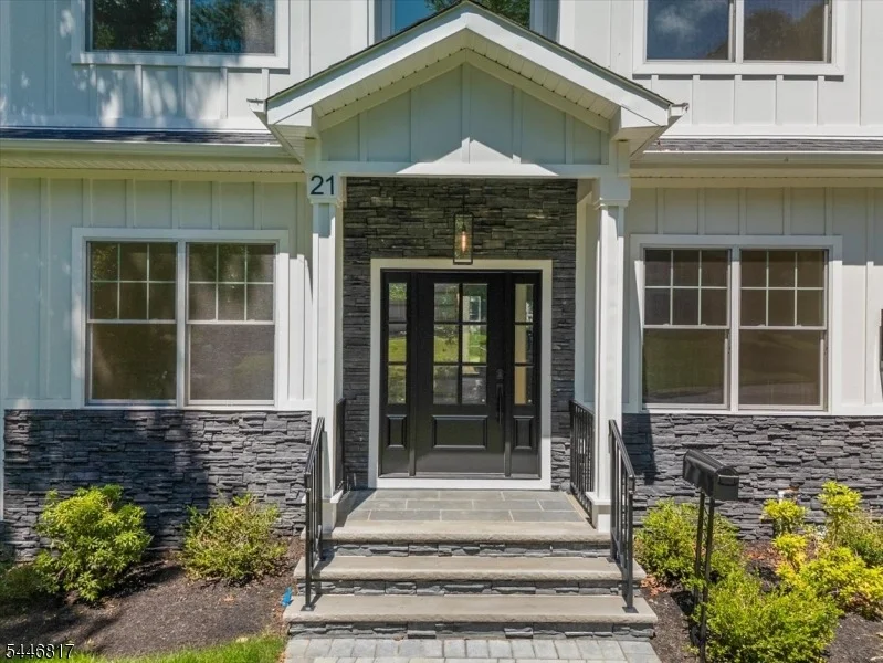Unit for sale at 21 Maplewood Dr, Livingston Twp., NJ 07039-2214