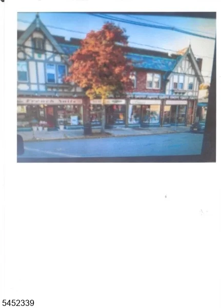 Unit for sale at 5 Paterson Ave, Little Falls Twp., NJ 07424-1529