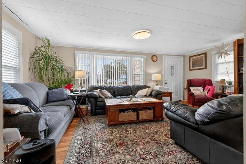 Unit for sale at 196 Girard Ave, Franklin Twp., NJ 08873-3008