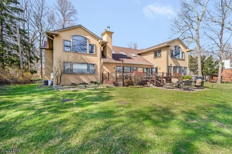 Unit for sale at 1531 Coles Ave, Mountainside Boro, NJ 07092-1311
