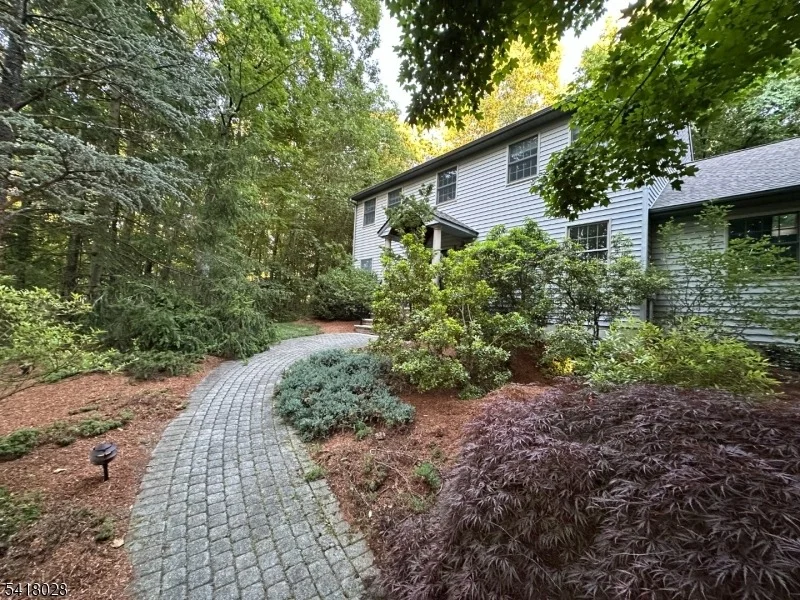 Unit for sale at 9 Buckhaven Trl, Hardyston Twp., NJ 07460-1404