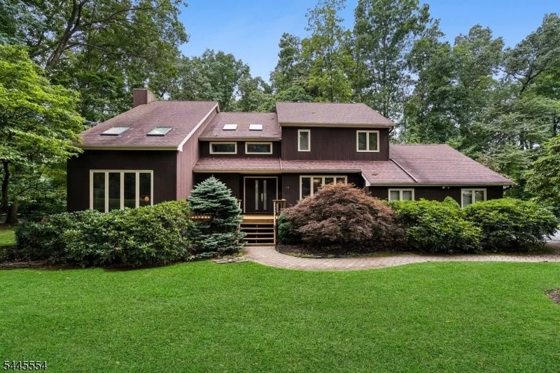 Unit for sale at 15 Sweetwood Dr, Randolph Twp., NJ 07869-1911