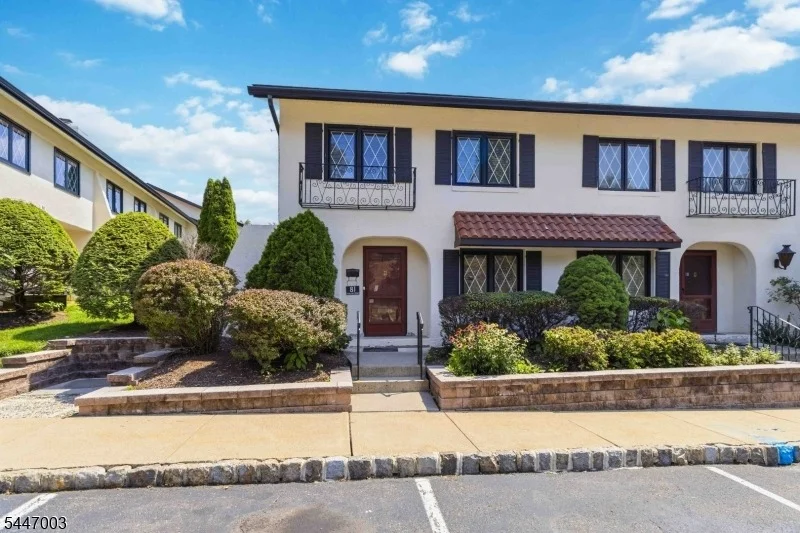 Unit for sale at 8 Dorado Dr, Morristown Town, NJ 07960-9400