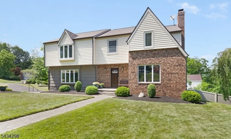 Unit for sale at 1 Ashley Ct, Morris Twp., NJ 07960-3639