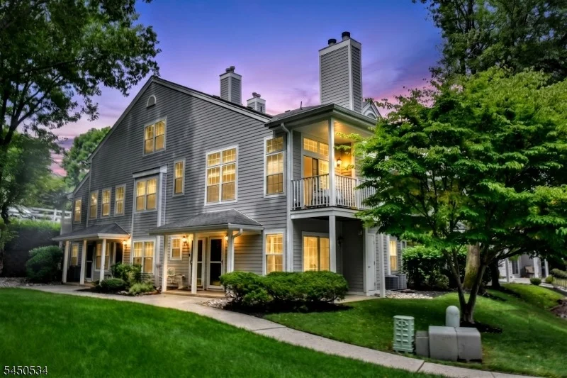 Unit for sale at 1099 Devon Ct, Mahwah Twp., NJ 07430-3244