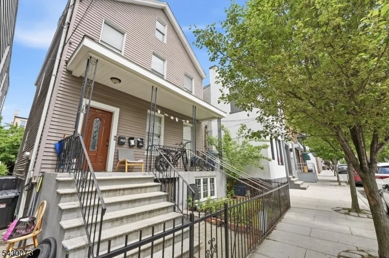 Unit for sale at 514 42Nd St, Union City, NJ 07087-7909