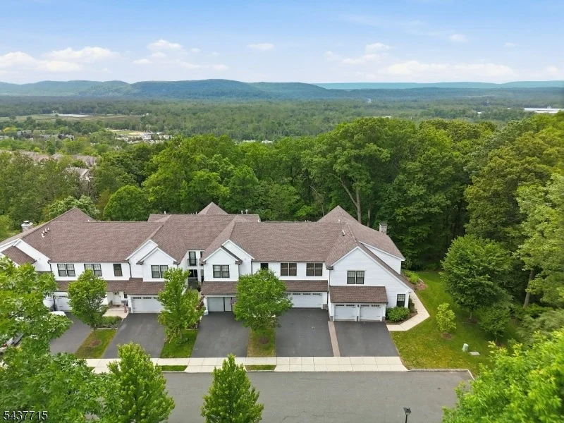Unit for sale at 9 Coneflower Ct, Allamuchy Twp., NJ 07840-3140