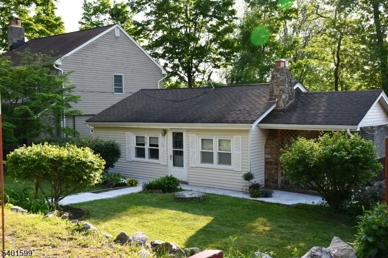 Unit for sale at 70 Tamarack Trl, Hardyston Twp., NJ 07460-1219