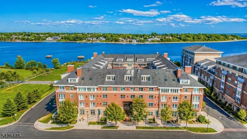 Unit for sale at 368 Rector St, Perth Amboy City, NJ 08861-4288