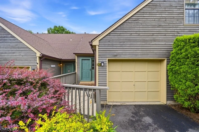 Unit for sale at 9 New Bedford Rd, West Milford Twp., NJ 07480-1268