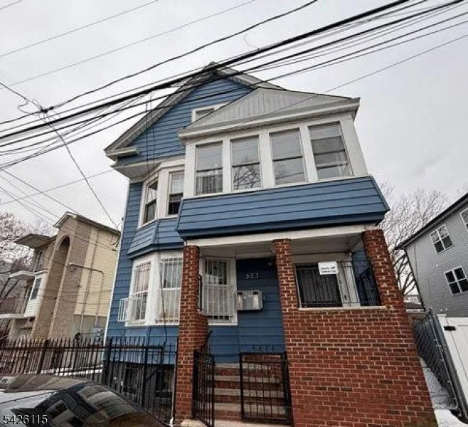 Unit for sale at 553 S 10Th St, Newark City, NJ 07103-1880