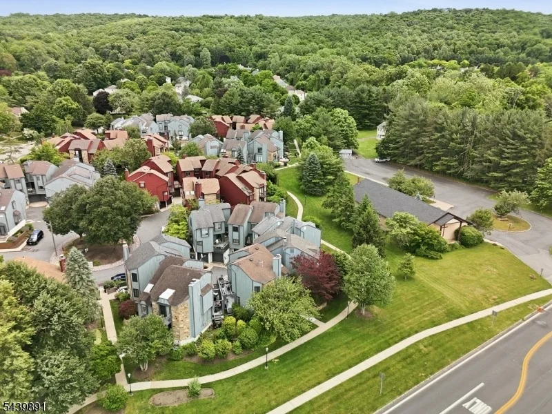Unit for sale at 11 Trafalgar Ct, Washington Twp., NJ 07840-4240