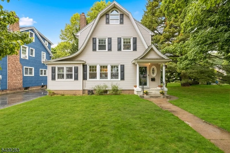 Unit for sale at 108 Rock Rd, Glen Rock Boro, NJ 07452-2052