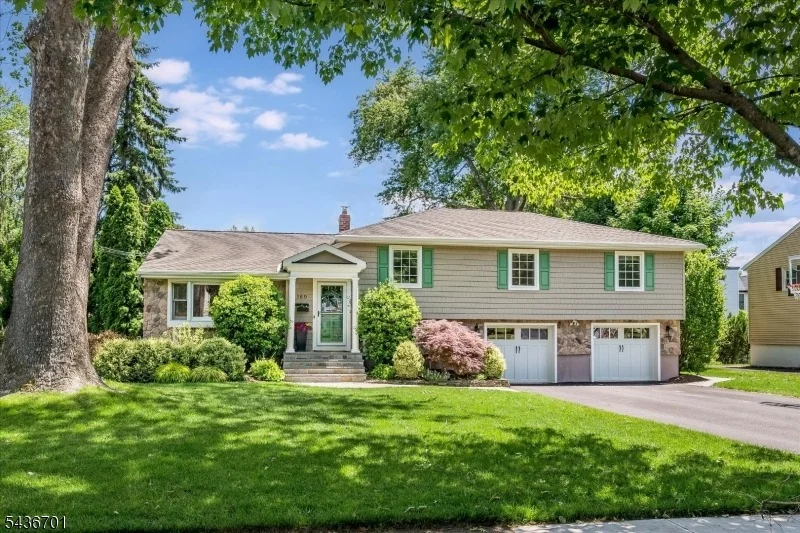 Unit for sale at 169 Hillman Ave, Glen Rock Boro, NJ 07452-3637