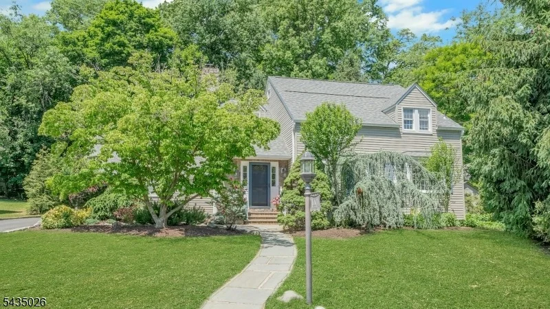 Unit for sale at 140 Boulevard, Glen Rock Boro, NJ 07452-2505