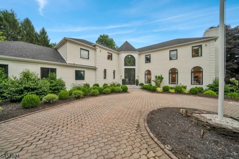 Unit for sale at 5 Abbington Way, Mendham Twp., NJ 07945