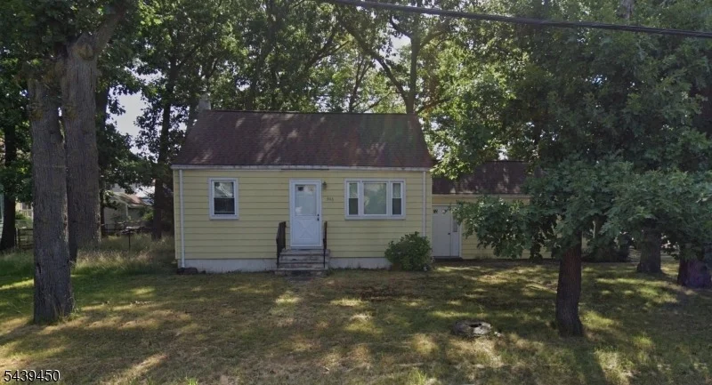 Unit for sale at 906 Englishtown Rd, Old Bridge Twp., NJ 08857-1211