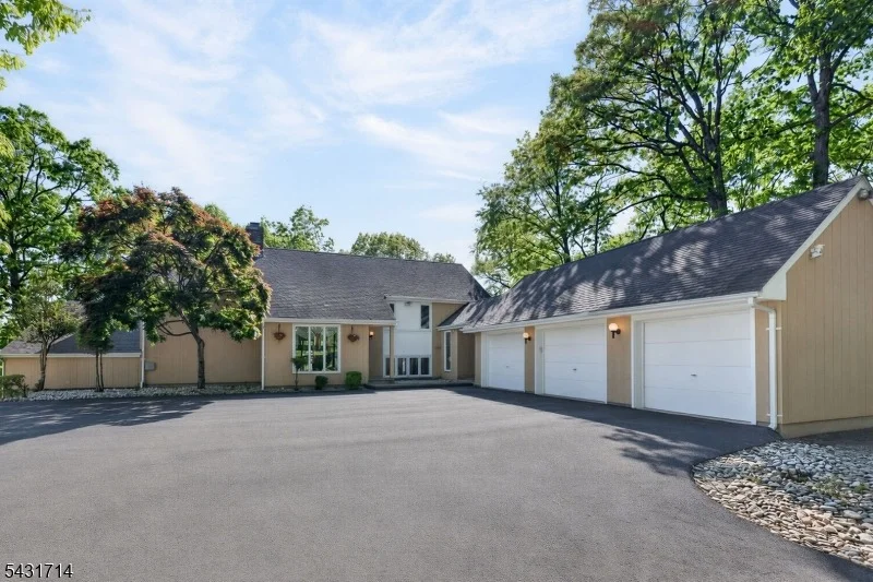 Unit for sale at 1530 Mountain Top Rd, Bridgewater Twp., NJ 08807-1837